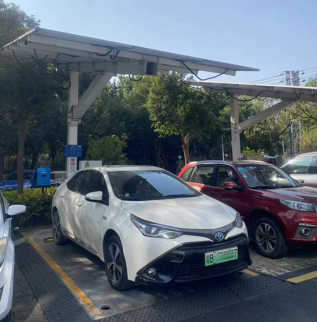 Customized Solar Carport System: Efficient and Cost-Effective Solutions 