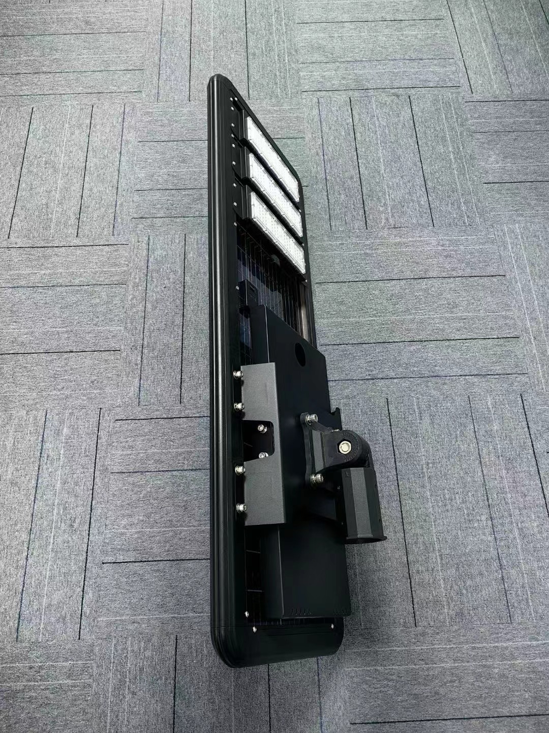 Solar Street Light All-in-one LED Street Light With Remote Control